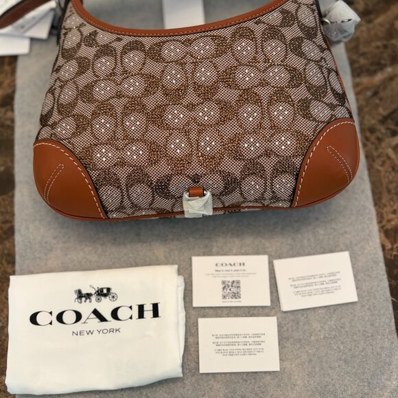Coach Hampton's Hobo Bag in Crystal Signature Jacquard (Amber) - Picture 5 of 15